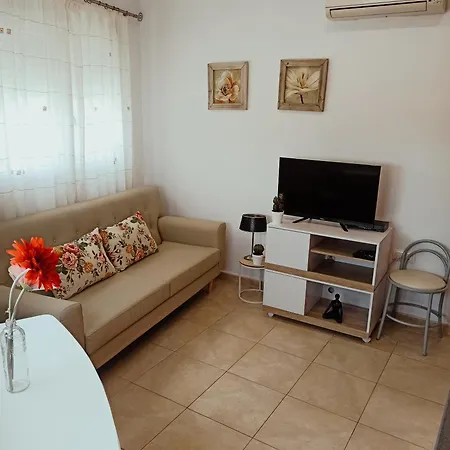 Sebastian Solo Familias * 科尼尔-德拉弗龙特拉